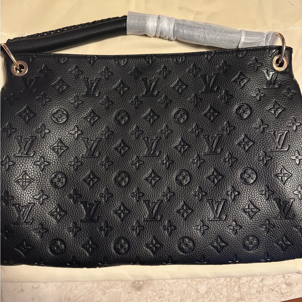 LV Purse Artsy
